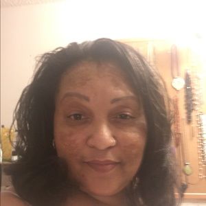 Meet your Posher, Joi